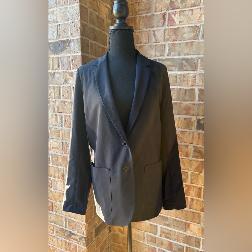 6397:Chic Black Blazer XS